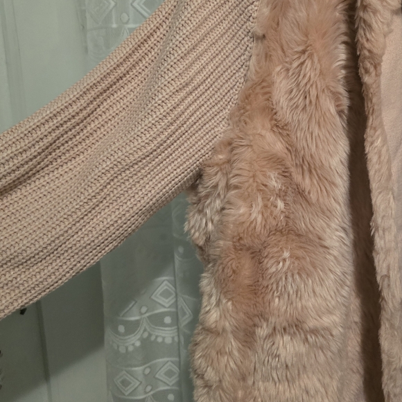 Roaman's Pink Faux Fur Rib Knit Cardigan Jacket Women's 22-24 1X - Picture 3 of 14